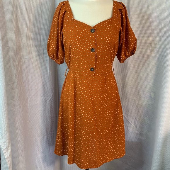 MONTEAU Flattering Rust Orange and Cream Polka Dot Short Sleeve Dress - Picture 2 of 11